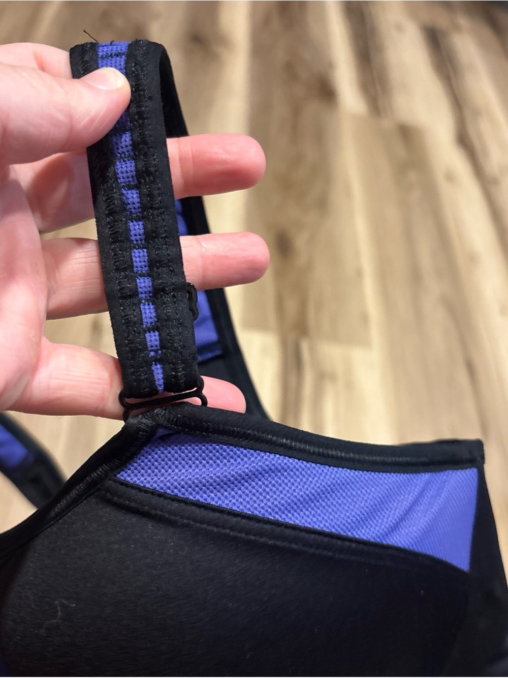 Soma Sport Max Support Contour High Impact Sports Bra Size 34DD Black Underwire - Picture 4 of 7